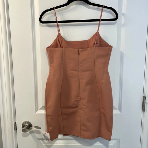 ASOS design  mini structured dress with under bust cut out detail size 6 - Picture 8 of 11